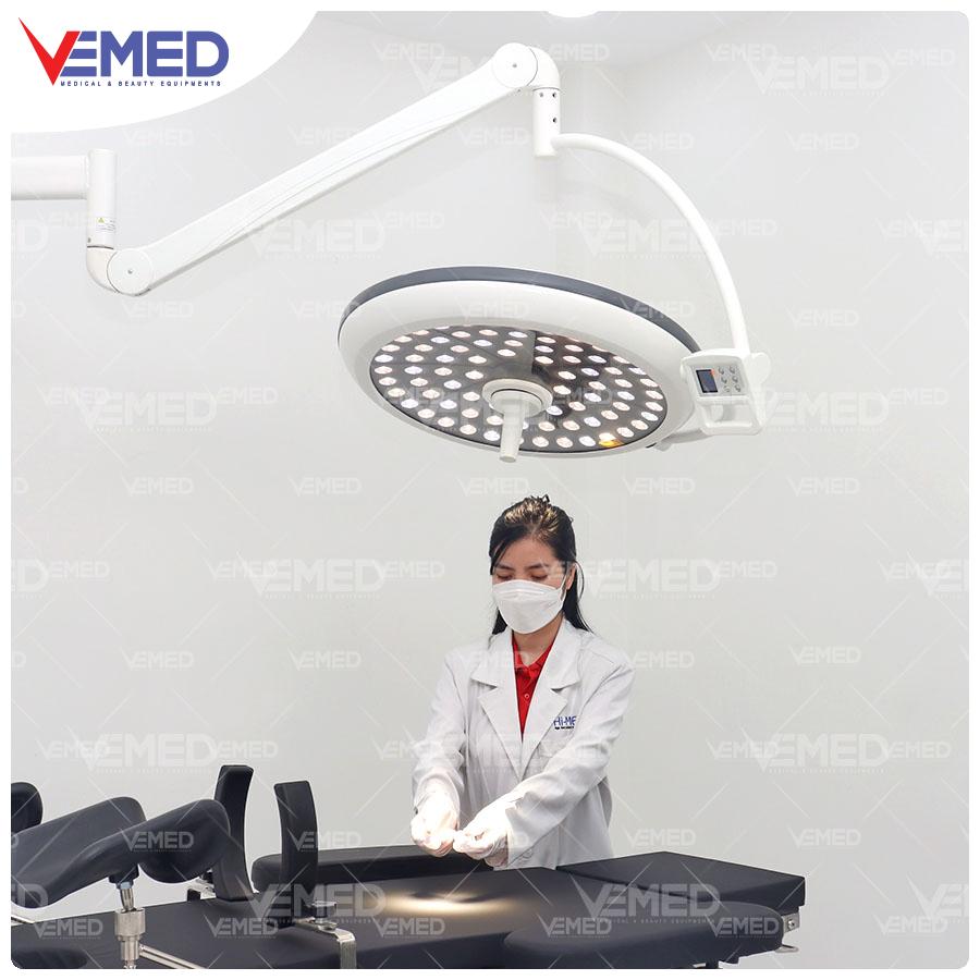 Đèn Mổ Treo Tường Full LED Bóng Đơn LED700